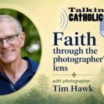 A Fé na Lente: A Perspectiva de Tim Hawk sobre a Religiosidade a-f-na-lente-a-perspectiva-de-tim-hawk-s