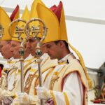 Crise na Igreja: Sociedade de São Pio X desobedece o Papa ascal Schreiber,Michael Goldade,Michel Poinsinet de Sivry,Marc Hanappier