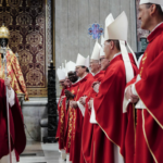 papa-leo-xiv-concede-pallium-a-quatro-ar