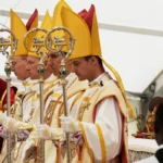 Sacerdote de seita excomungada prevê mudança no Vaticano sacerdote-de-seita-excomungada-prev-muda
